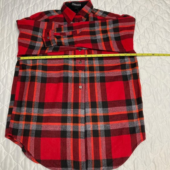 NWOT * Womans Red Plaid Flannel - Picture 7 of 12